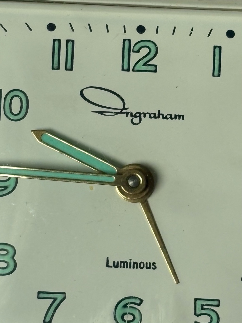 Ingraham Vintage Travel Alarm Clock With Fold Up Case - Picture 2 of 8